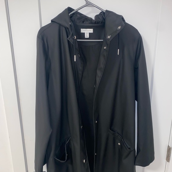 Topshop longline raincoat in black - Picture 2 of 3